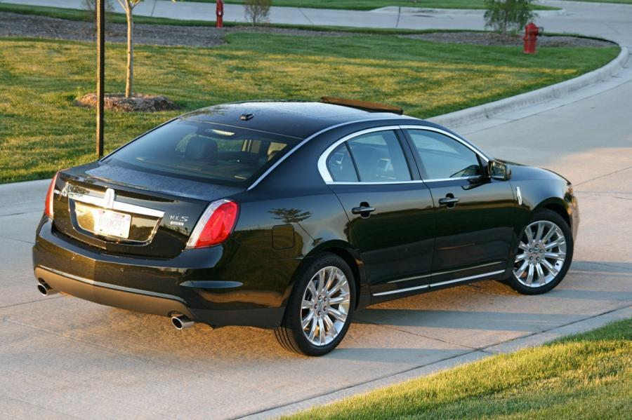  Lincoln MKS 2008 года  (фото 101 из 284)